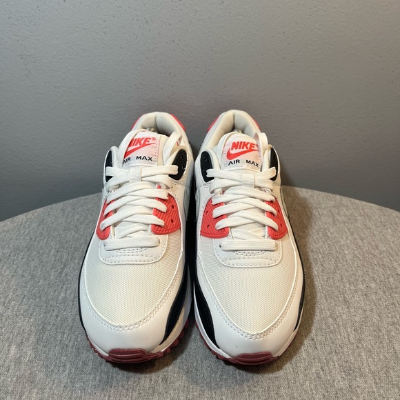 Nike Air Max 90 Aster Pink White Casual Sneakers Women's Size 7 DH8010-105 - Picture 3 of 10